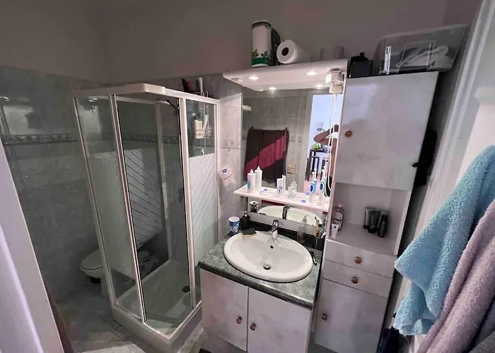 Appartement Maison Dans Les Rues Pietonnes Du Vieux Hyères